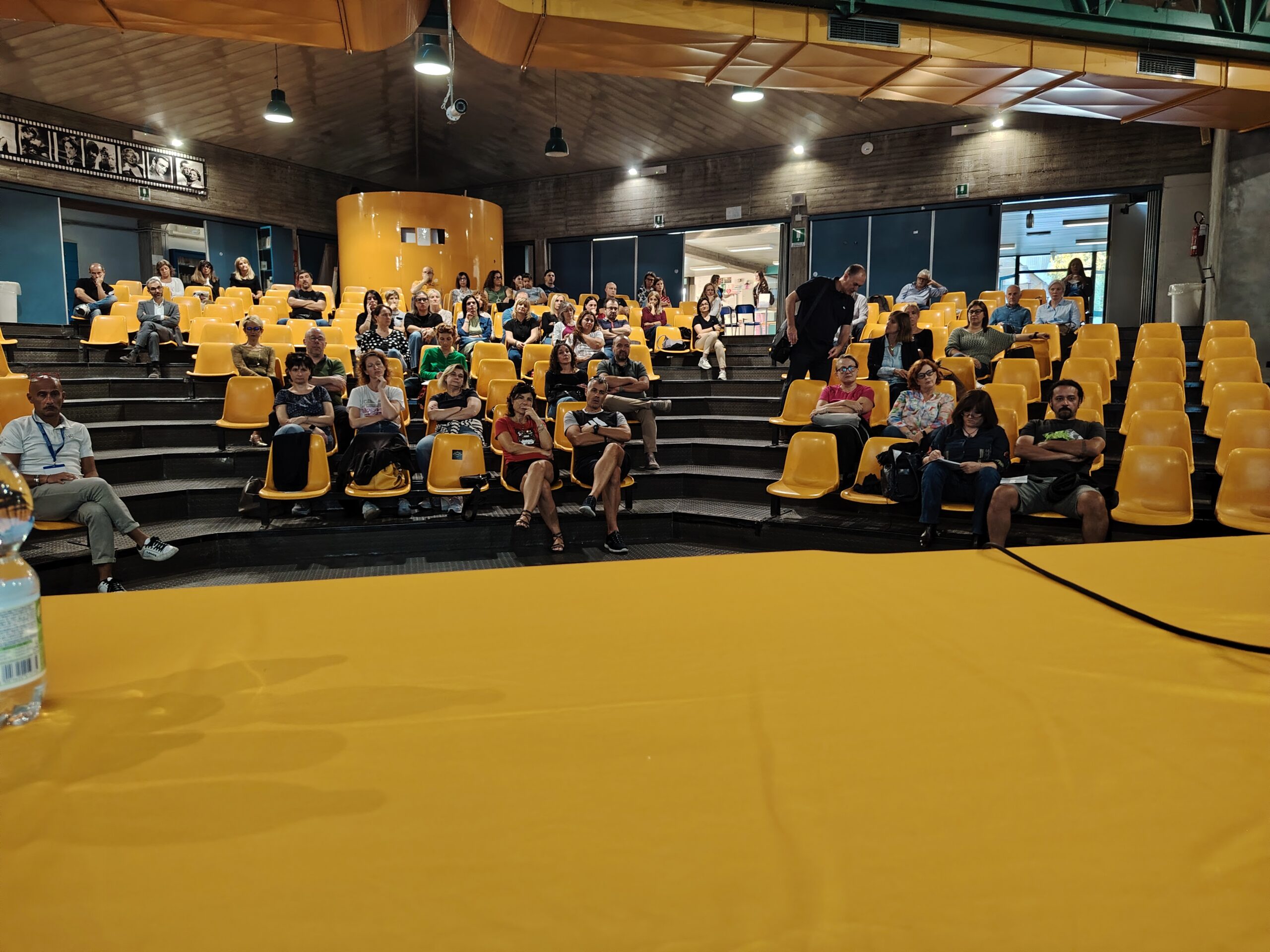 Genitori in occasione di uno degli incontri in auditorium